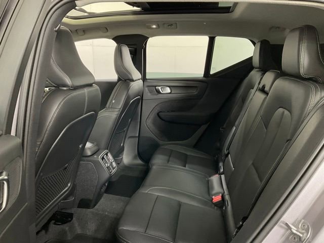 New 2026 Volvo XC40 B5 Plus w/ Protection Package Premier image 33