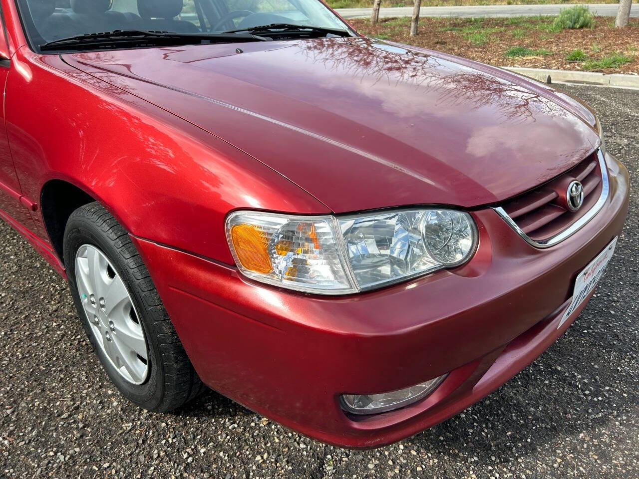 Used 2002 Toyota Corolla S image 10
