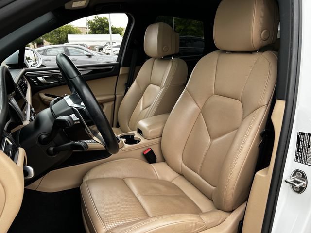 Used 2019 Porsche Macan AWD/4WD image 26