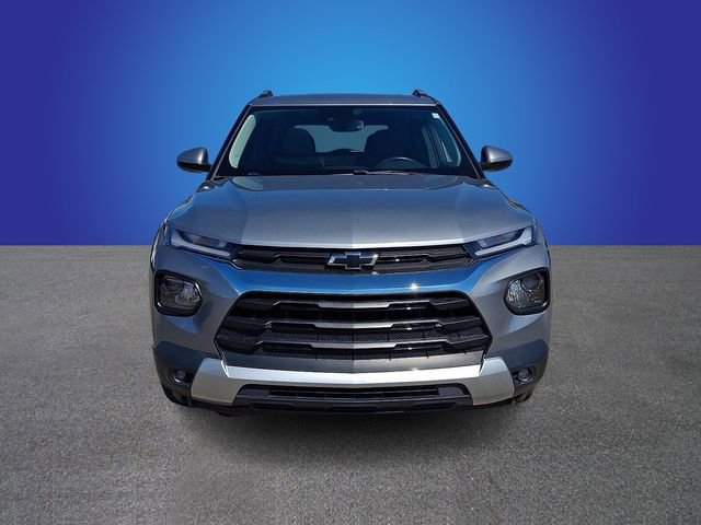 Used 2023 Chevrolet TrailBlazer LT w/ Sun and Liftgate Package AWD/4WD image 2