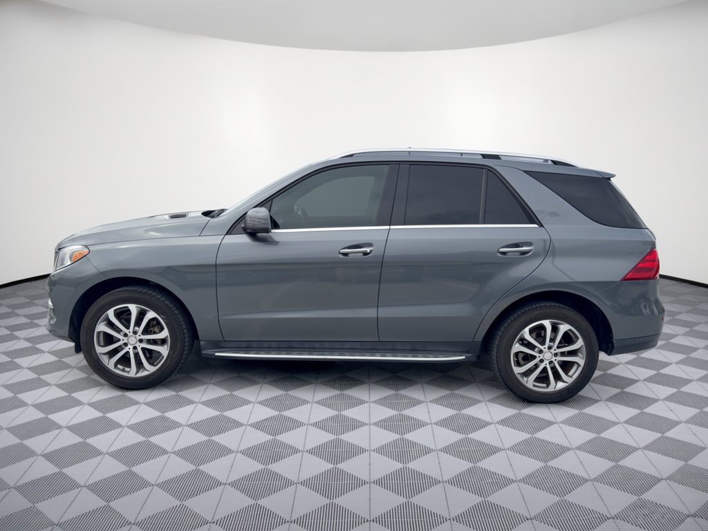Used 2017 Mercedes-Benz GLE 350 image 2