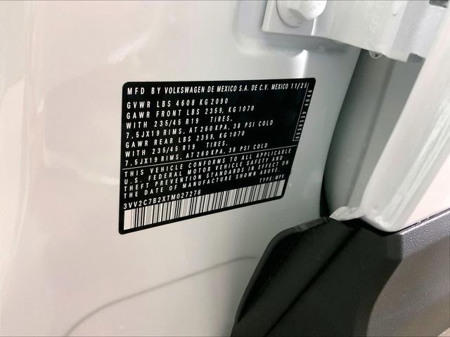 New 2026 Volkswagen Taos SE image 15