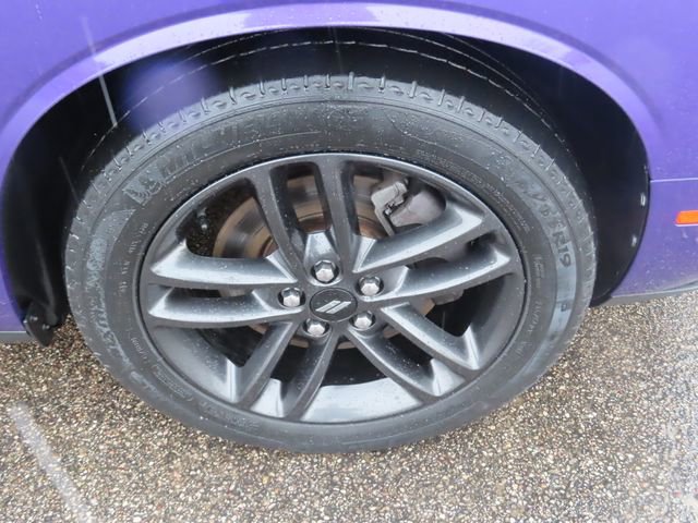 Used 2019 Dodge Challenger SXT w/ Driver Convenience Group image 14