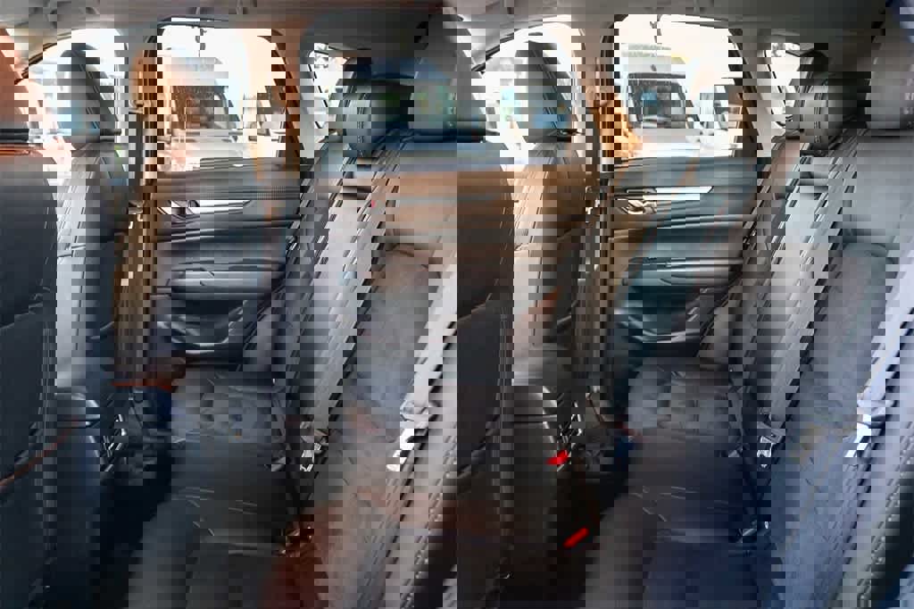 Used 2017 MAZDA CX-5 Touring image 18