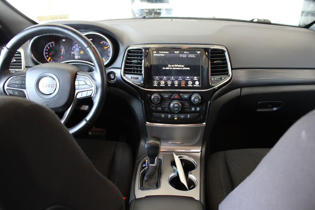 Used 2022 Jeep Grand Cherokee Laredo E AWD/4WD image 52