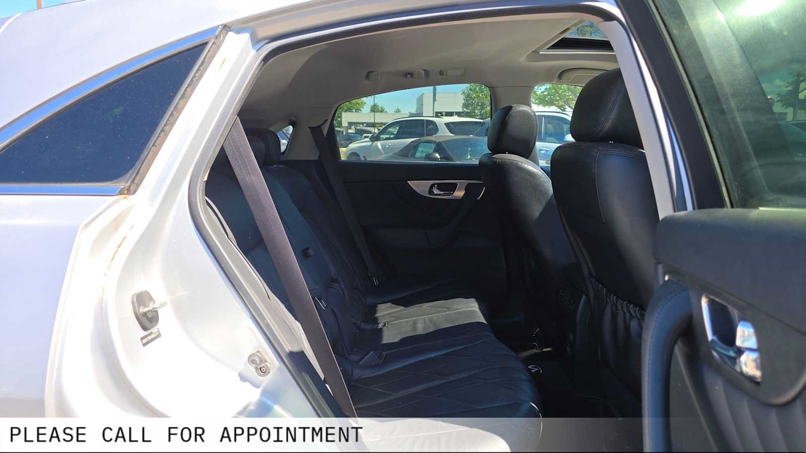 Used 2010 INFINITI FX35 AWD w/ Premium Pkg image 12