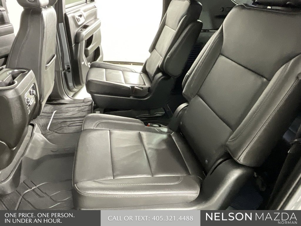 Used 2023 Chevrolet Suburban Z71 w/ Luxury Package image 26