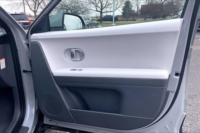 Certified 2024 Hyundai Ioniq 5 SE image 24