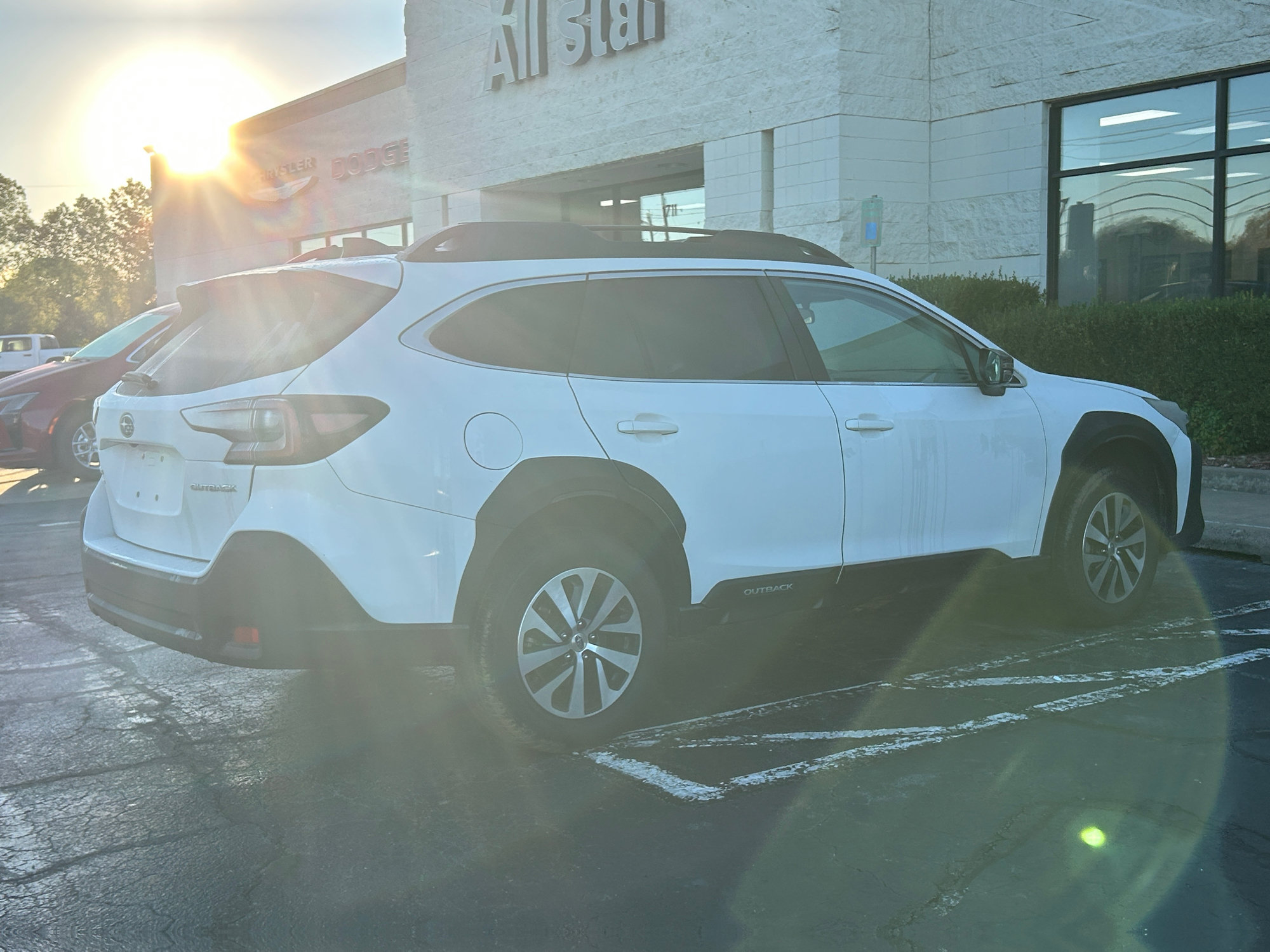 Used 2023 Subaru Outback Premium AWD/4WD image 5