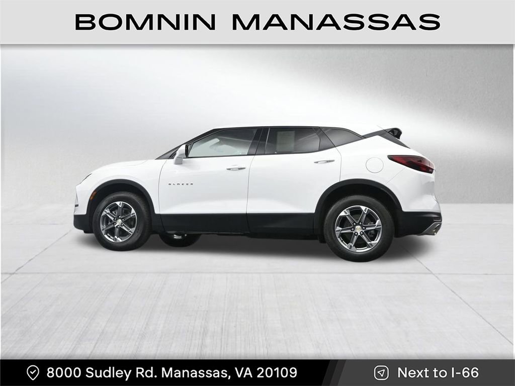Used 2023 Chevrolet Blazer LT image 30