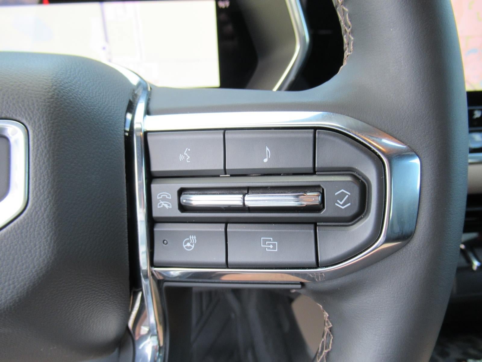Used 2024 GMC Canyon Denali AWD/4WD image 28