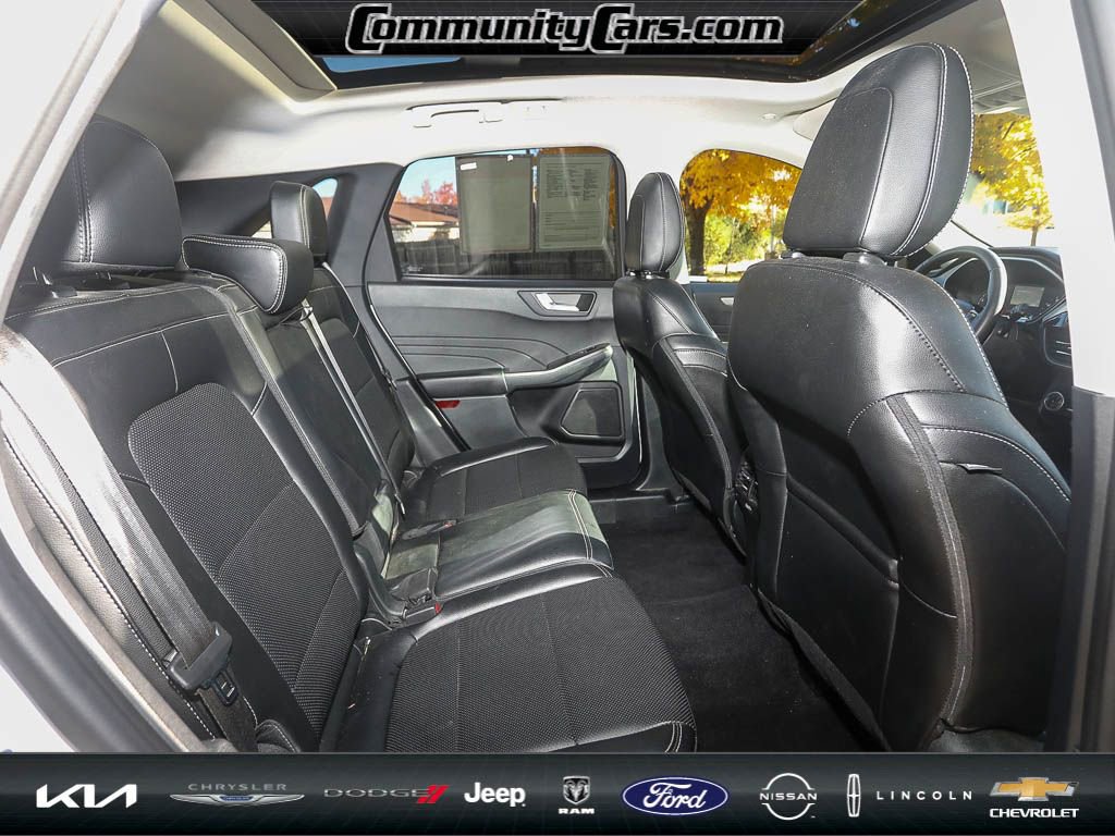 Used 2022 Ford Escape SEL image 24