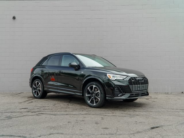 Used 2025 Audi Q3 2.0T Premium Plus w/ Premium Plus Package AWD/4WD image 9