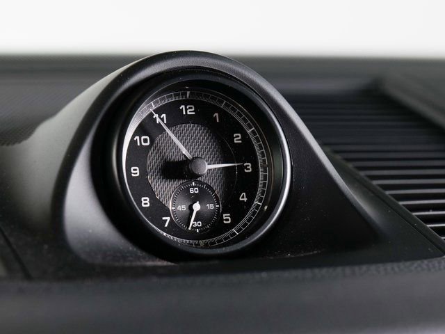 Certified 2025 Porsche Macan 2.0L I4 Turbo image 24