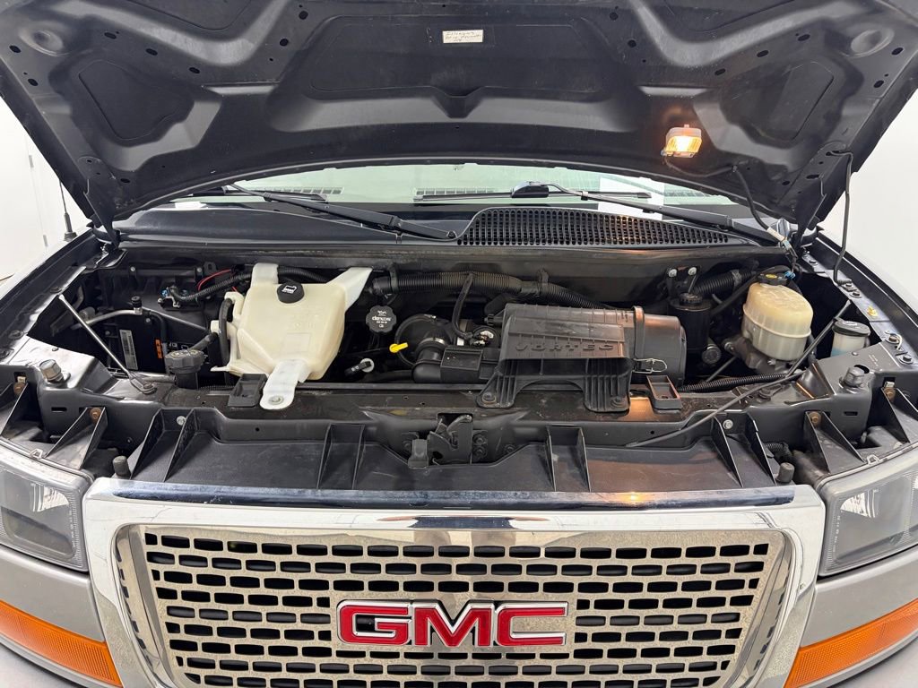 Used 2015 GMC Savana 2500 Extended RWD image 43