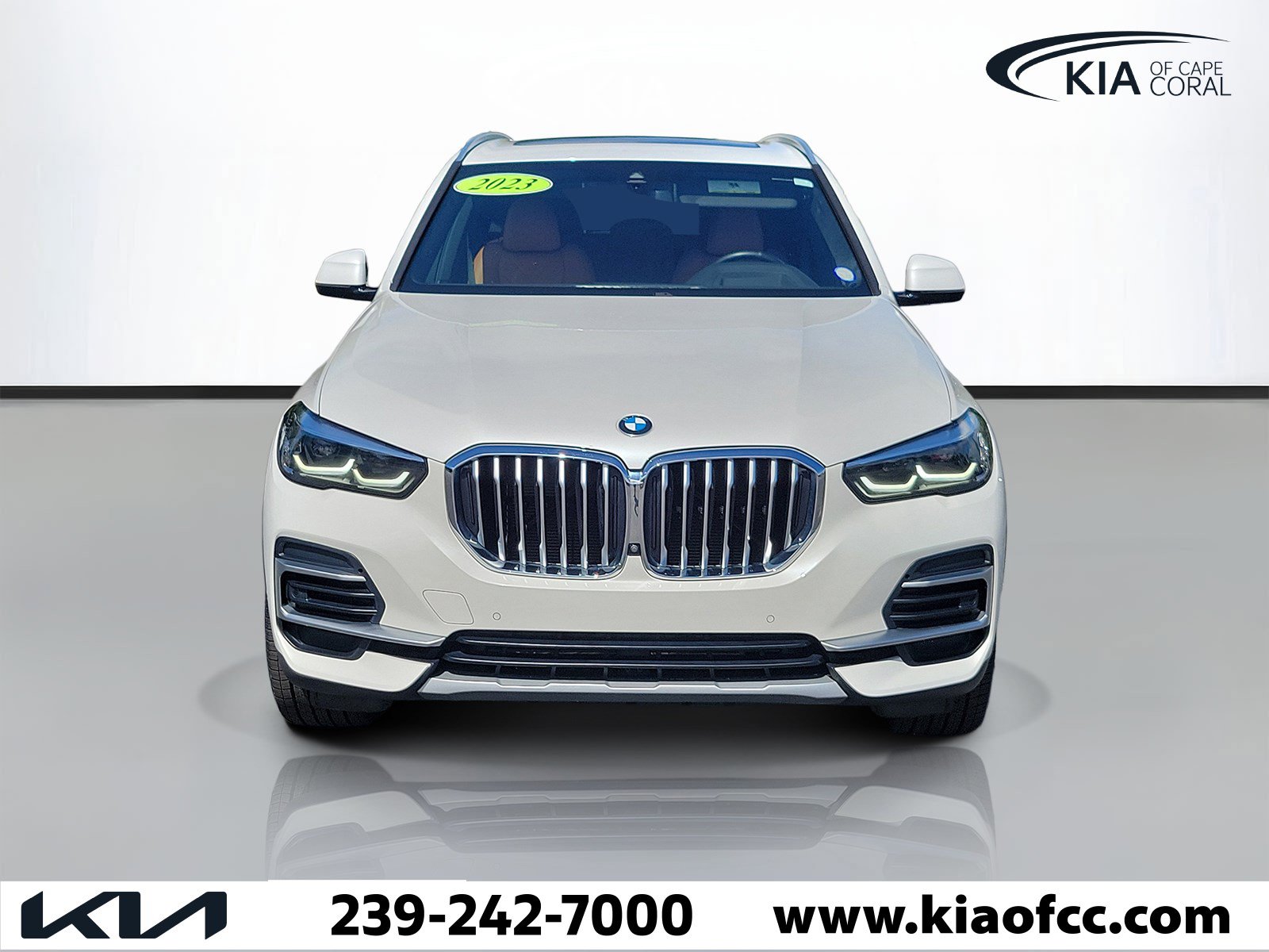 Used 2023 BMW X5 xDrive40i w/ Premium Package AWD/4WD image 2