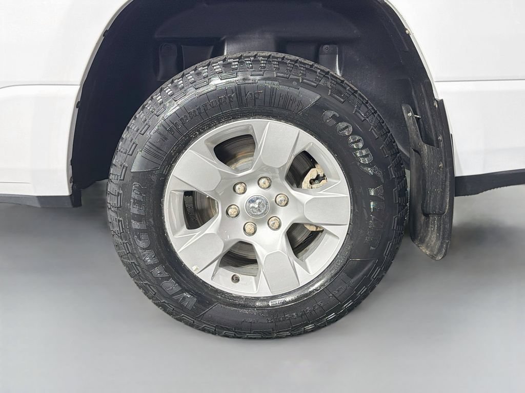 Used 2022 RAM 1500 Big Horn AWD/4WD image 29