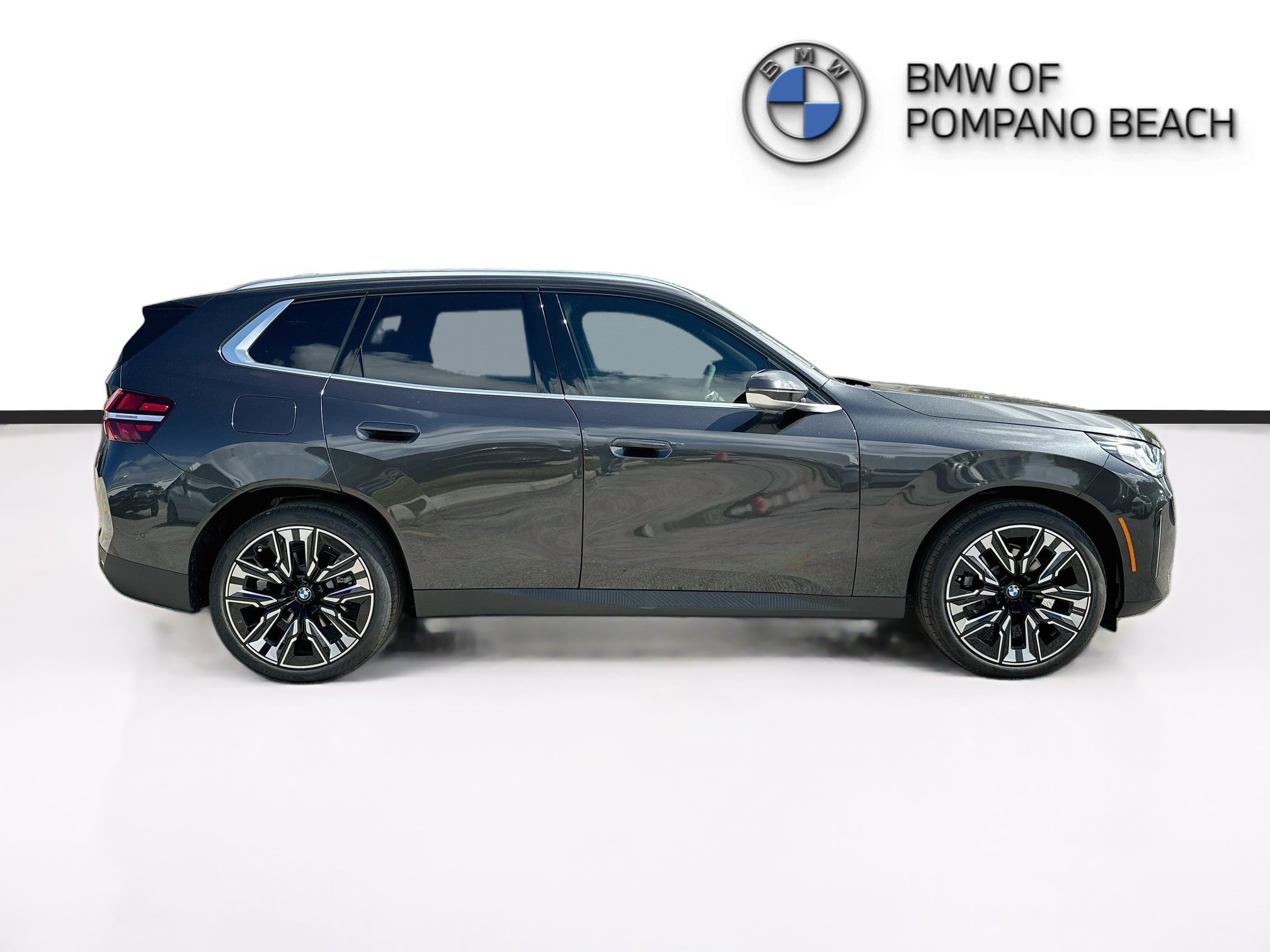 Used 2025 BMW X3 xDrive30i w/ M Sport Package AWD/4WD image 8