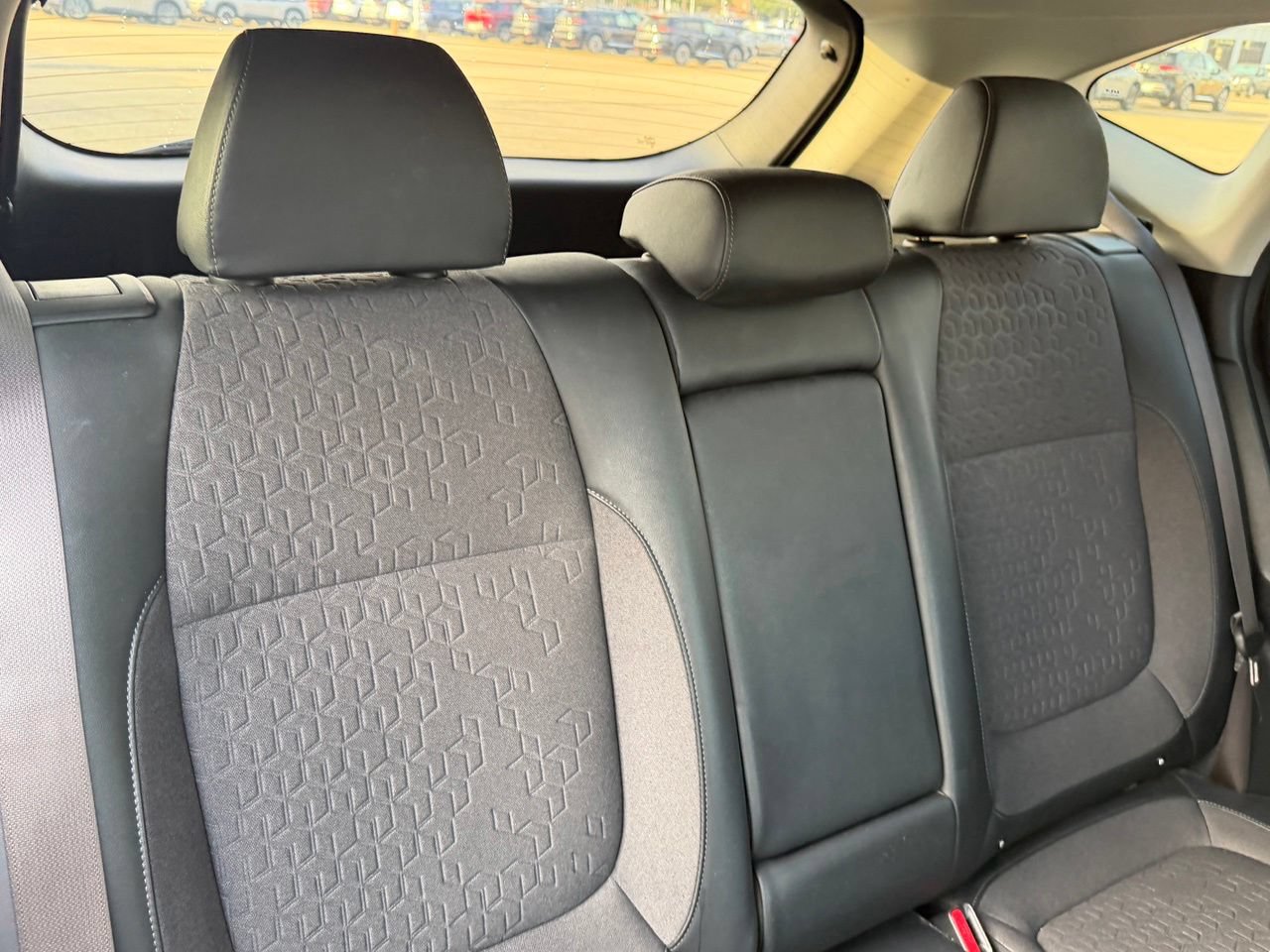 Used 2025 Kia Seltos S FWD image 31