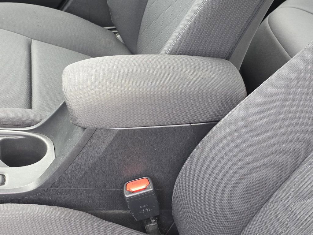 Used 2023 Toyota Corolla LE w/ LE Convenience Package FWD image 7