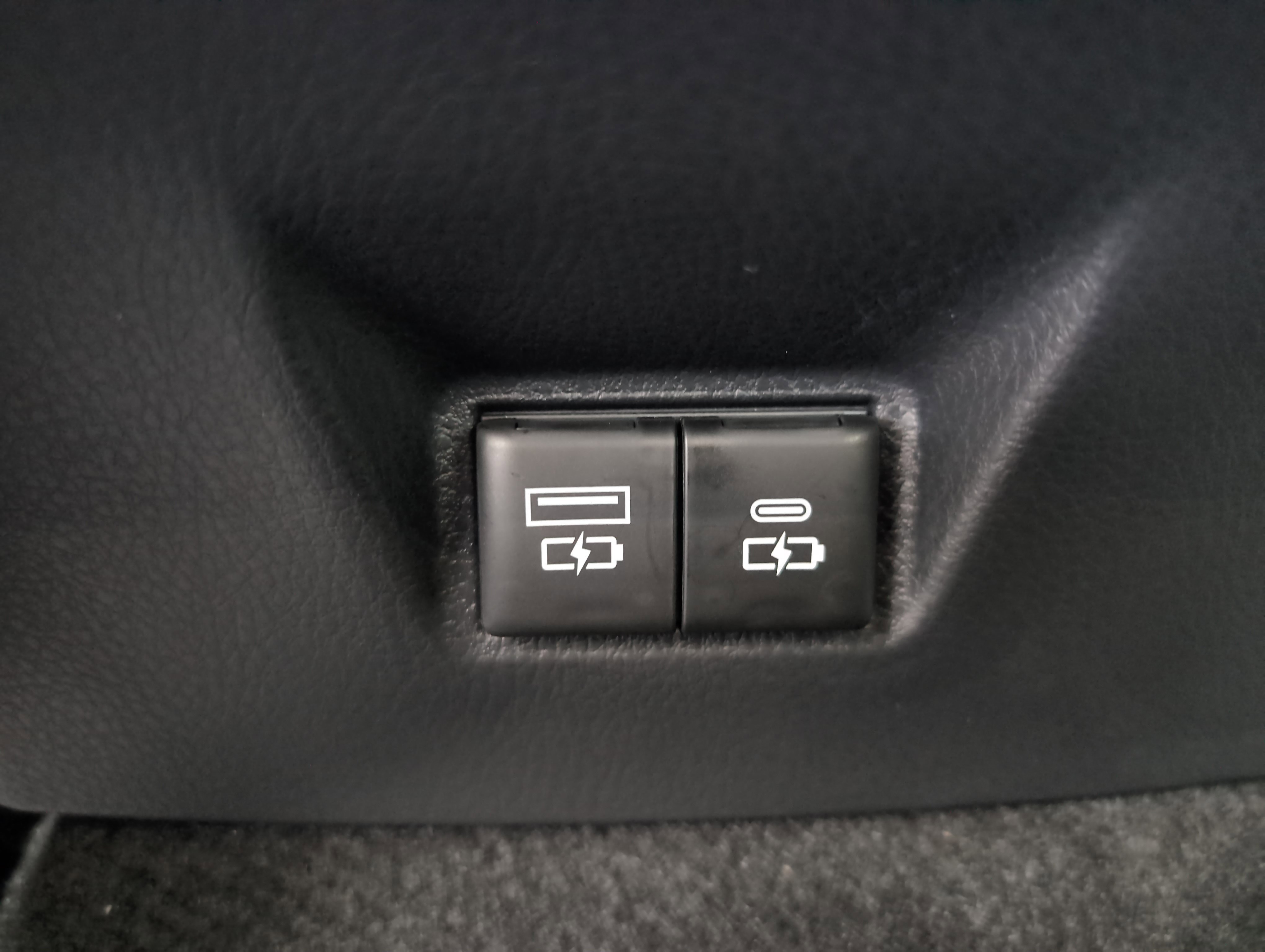 Certified 2026 Toyota Camry XLE FWD image 39