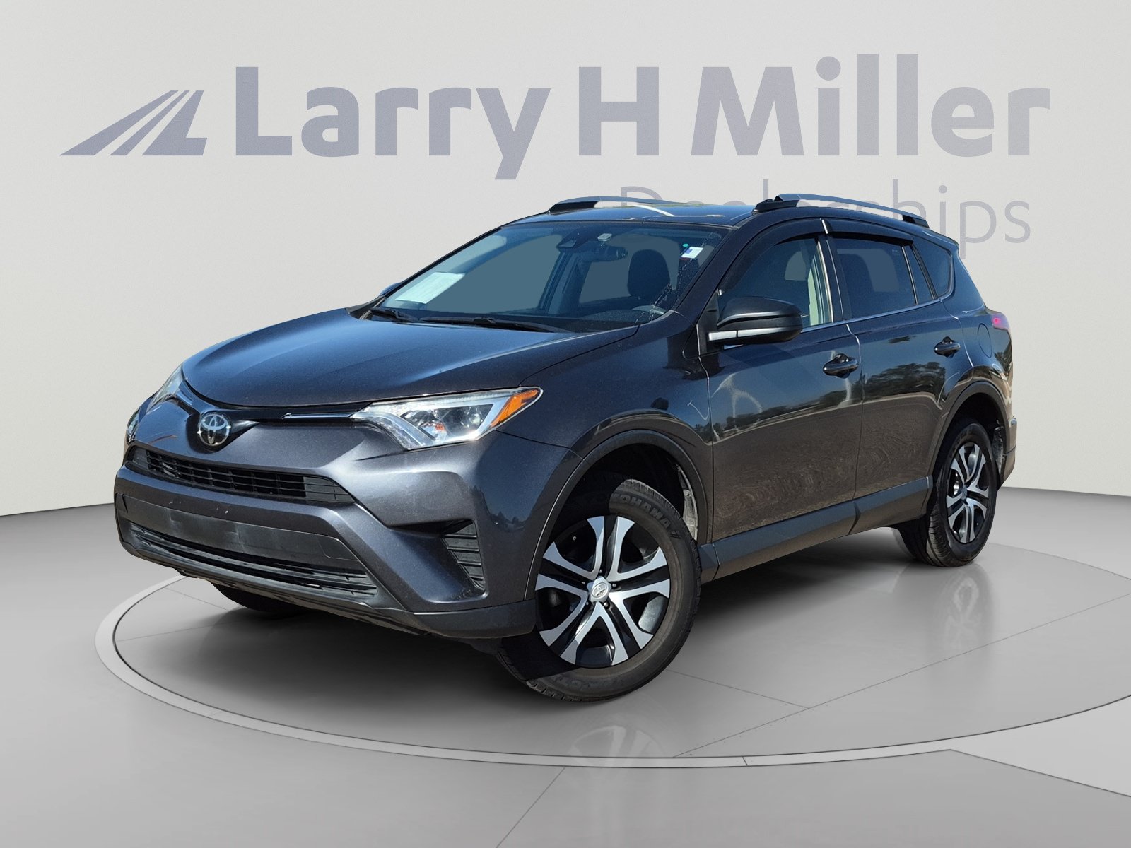 Used 2018 Toyota RAV4 LE