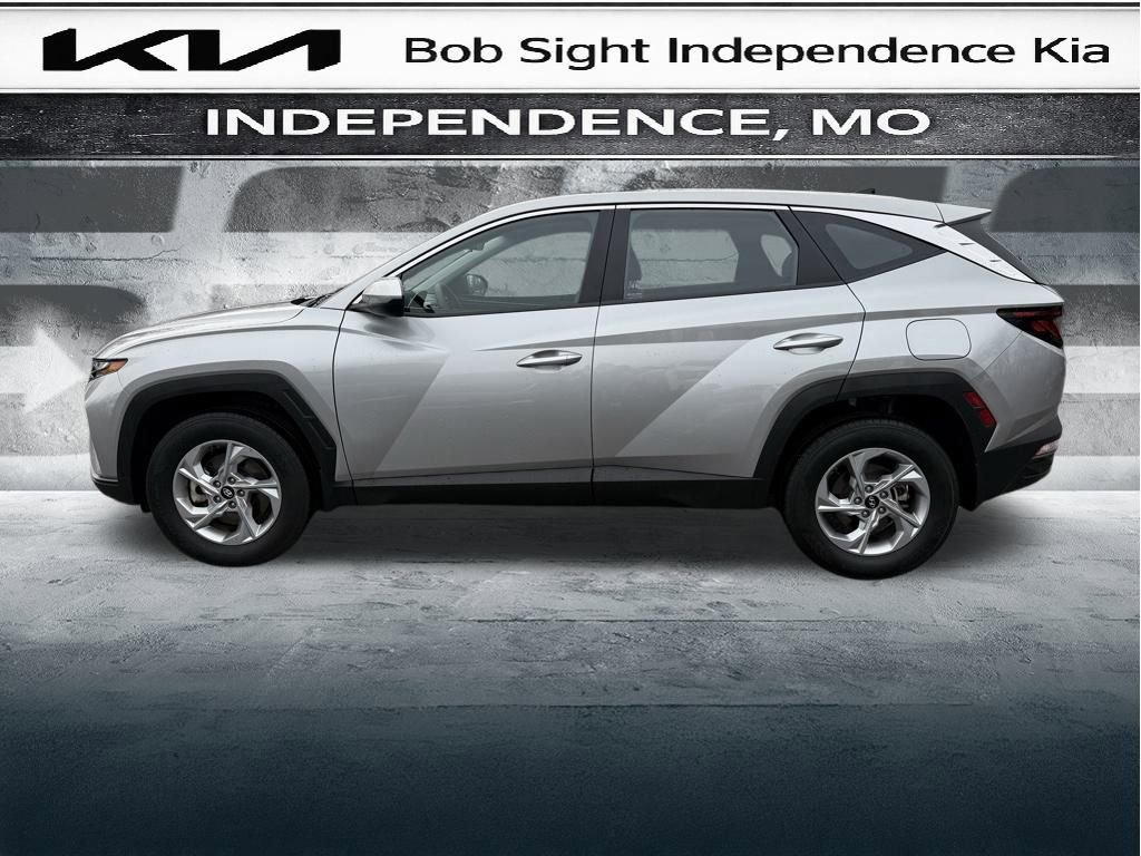 Used 2023 Hyundai Tucson SE image 5