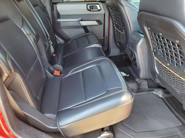 Used 2021 Ford Bronco Badlands image 13