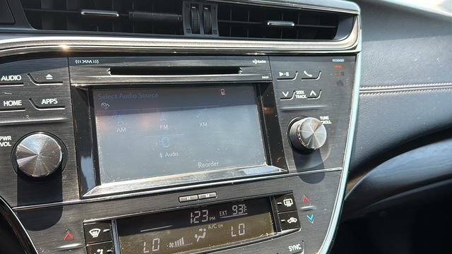 Used 2016 Toyota Avalon XLE FWD image 15