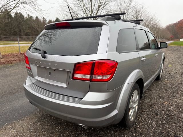 Used 2017 Dodge Journey SE image 4