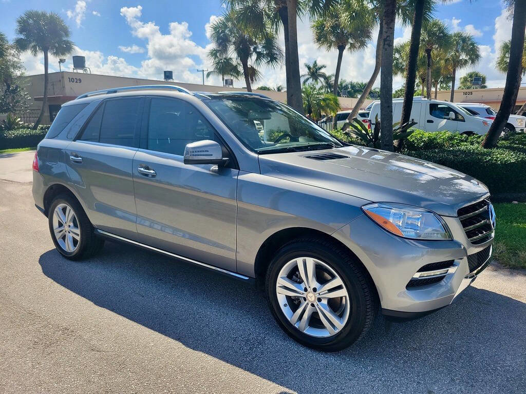 Used 2014 Mercedes-Benz ML 350 BlueTEC 4MATIC image 4