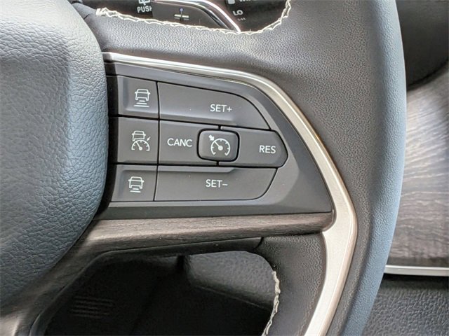 New 2025 Jeep Grand Cherokee L Limited image 18