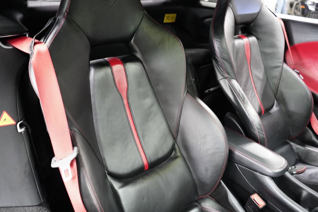 Used 2017 McLaren 570S Coupe RWD image 21