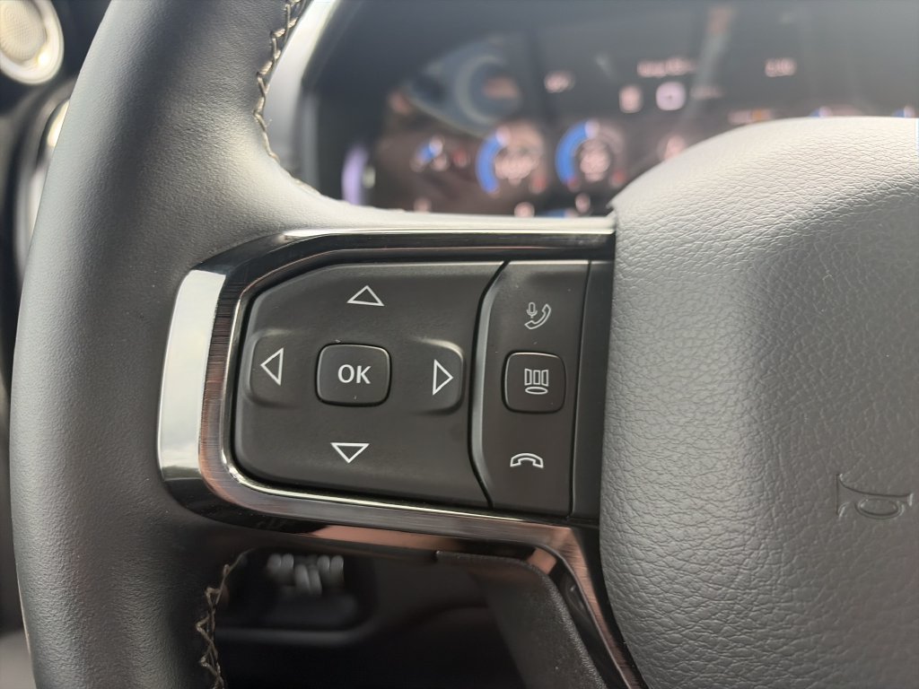 Used 2025 RAM 2500 Limited AWD/4WD image 20
