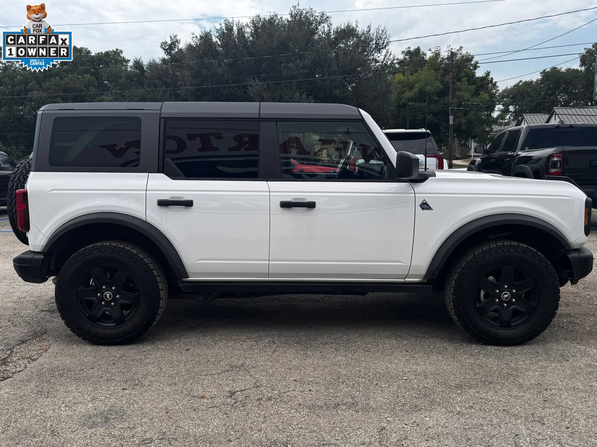 Used 2023 Ford Bronco Black Diamond AWD/4WD image 7