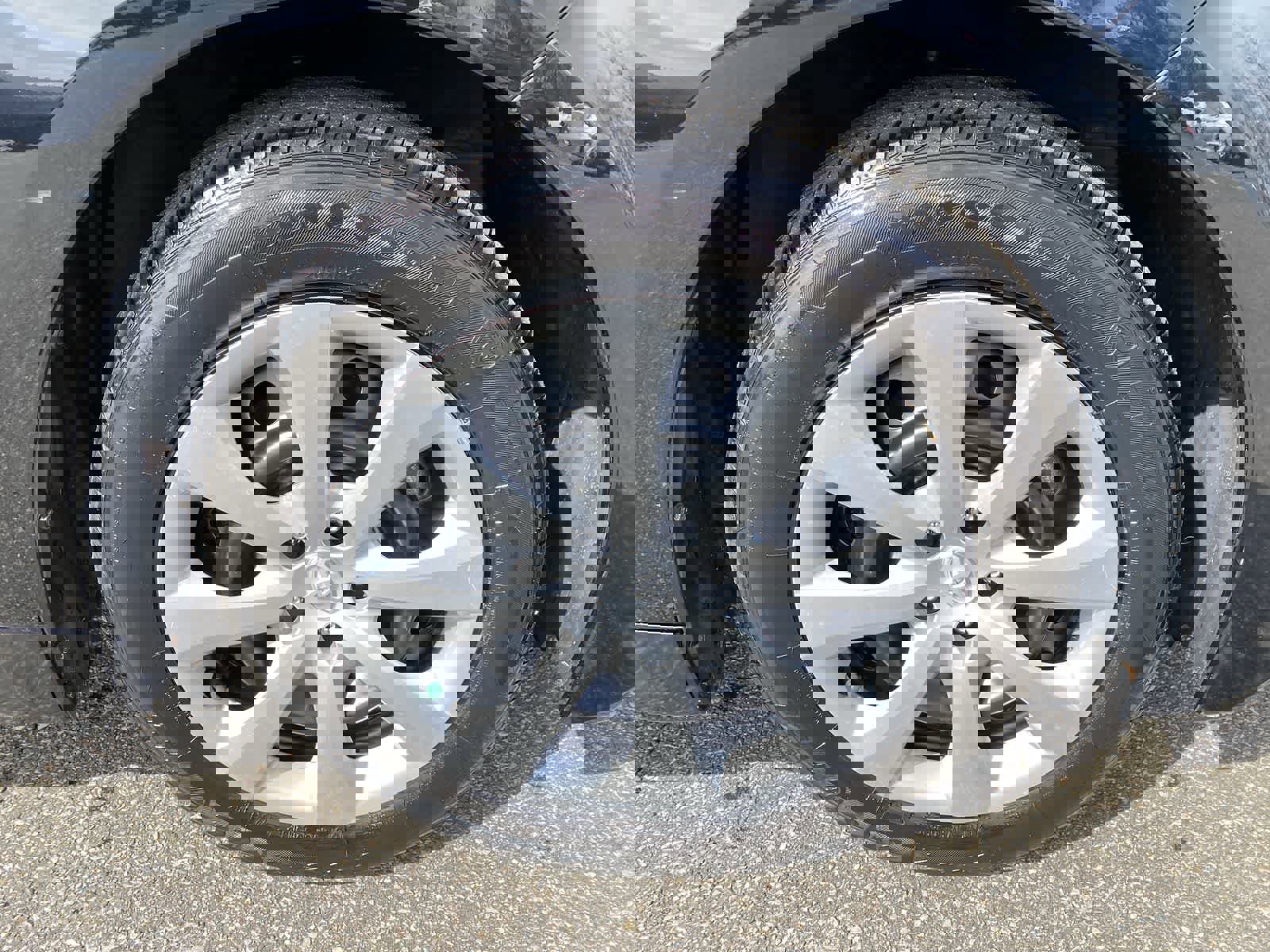 Used 2025 Toyota Corolla LE image 18