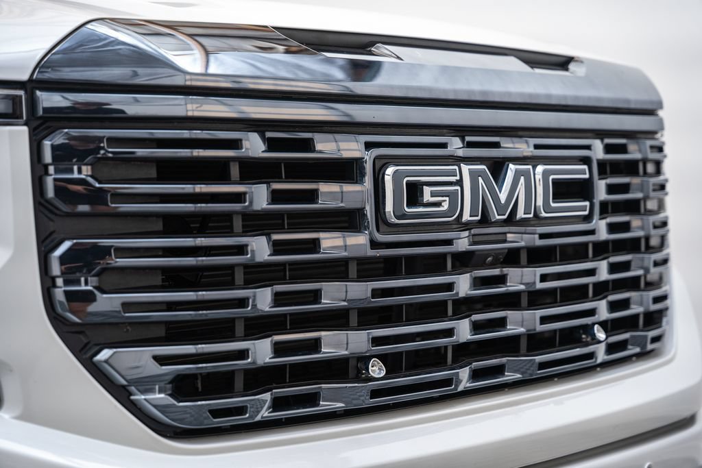 Used 2024 GMC Sierra 1500 Denali Ultimate AWD/4WD image 13