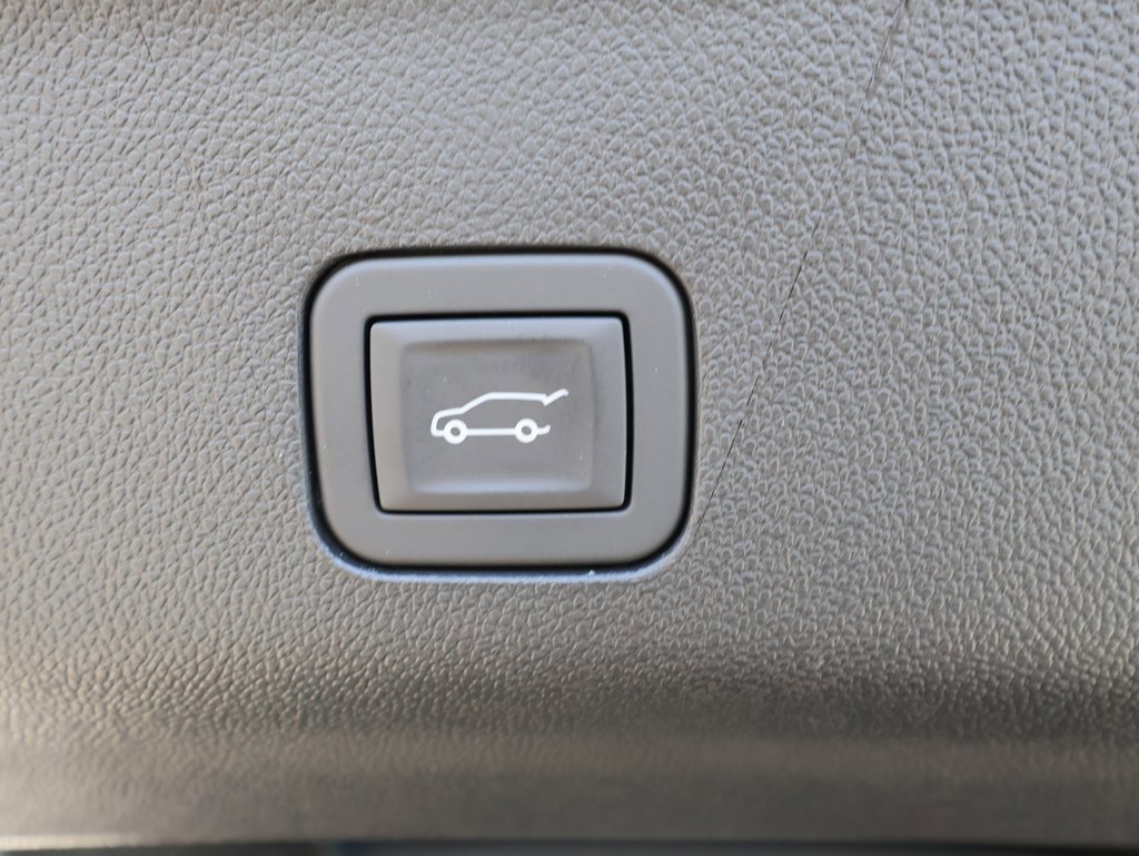 New 2026 GMC Yukon Elevation image 36