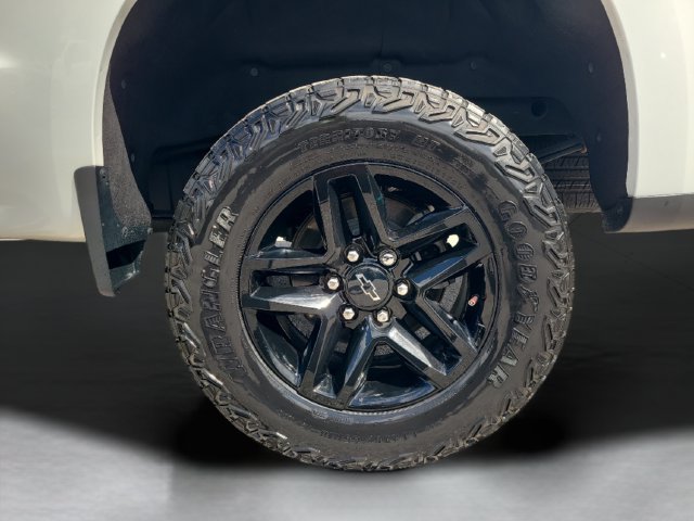 Used 2023 Chevrolet Silverado 1500 LT Trail Boss w/ Protection Package AWD/4WD image 34