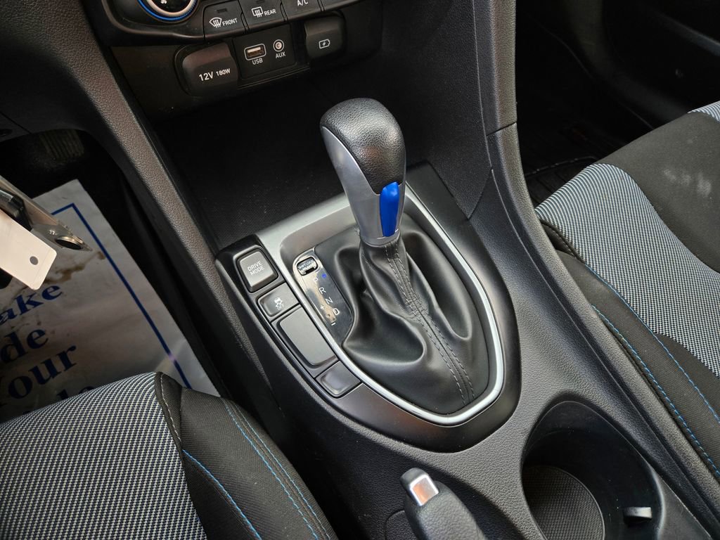 Used 2019 Hyundai Veloster 2.0 FWD image 23