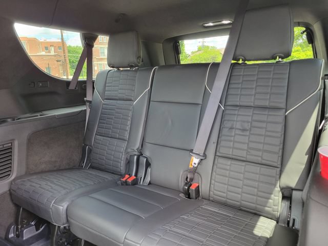 Certified 2025 Cadillac Escalade ESV Sport Platinum w/ LPO, Floor Liner Package AWD/4WD image 11