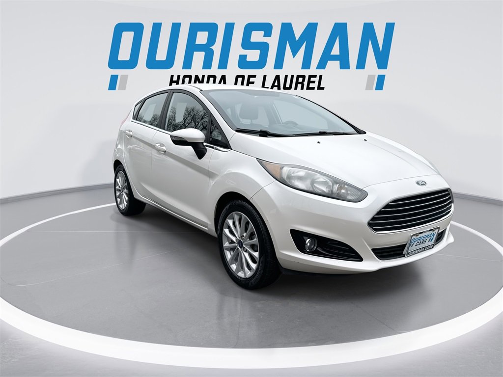 Used 2018 Ford Fiesta Titanium image 2