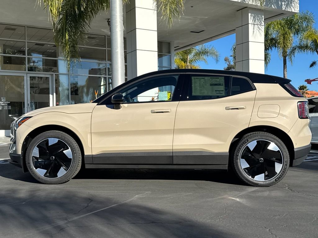 New 2026 Volvo EX30 Ultra w/ Climate Package AWD/4WD image 2