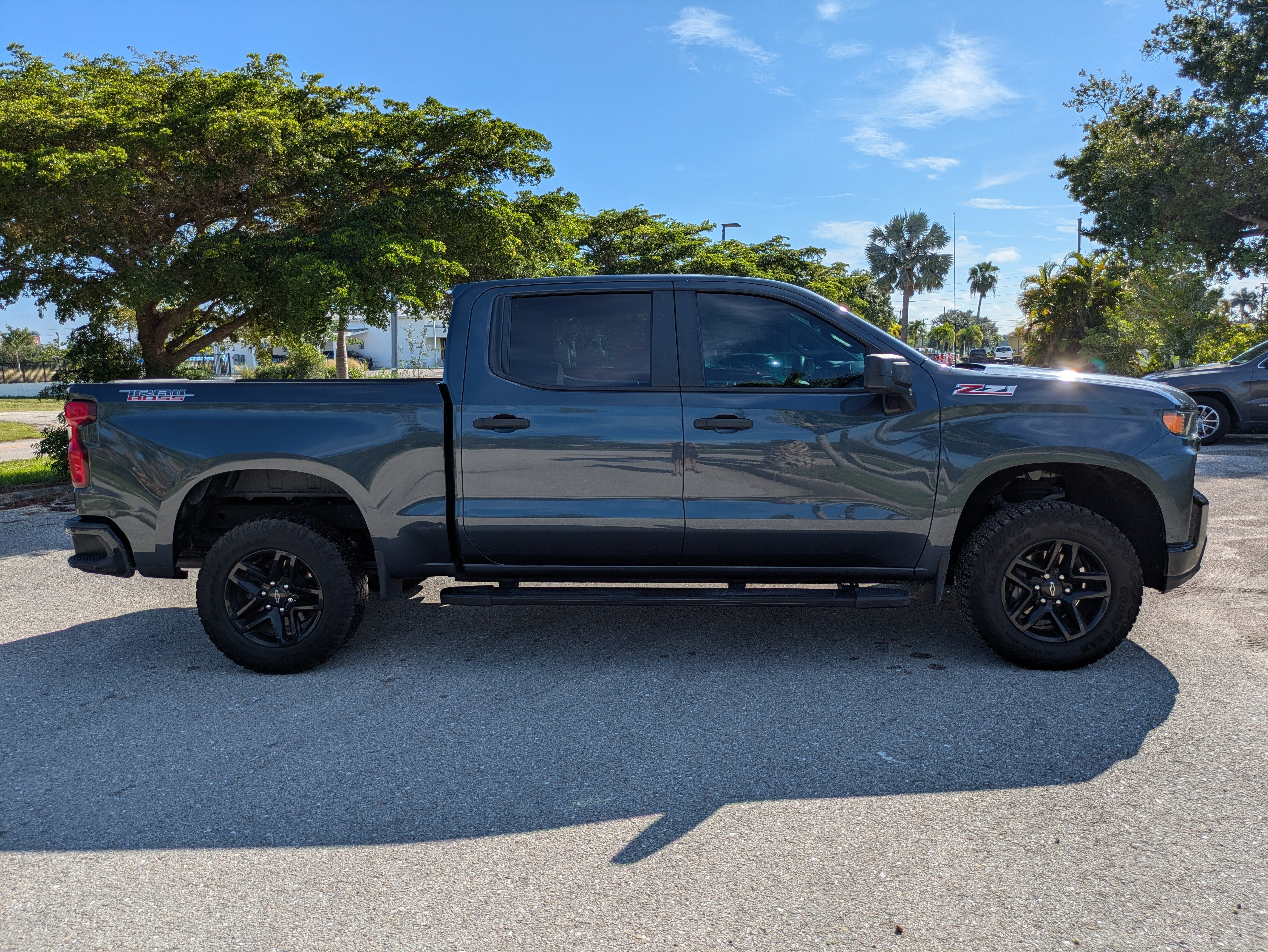 Used 2021 Chevrolet Silverado 1500 Custom Trail Boss AWD/4WD image 3