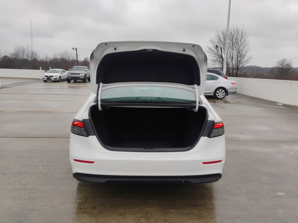 Certified 2025 Honda Accord Sport image 14