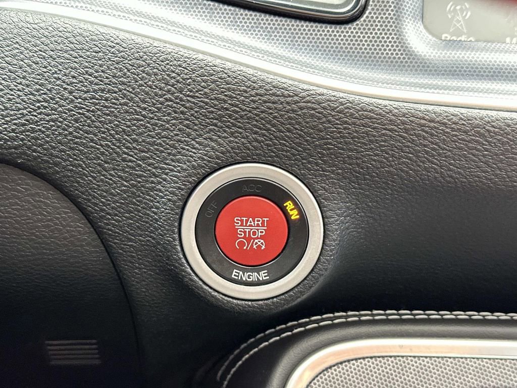 Used 2016 Dodge Challenger SRT w/ Technology Group image 25