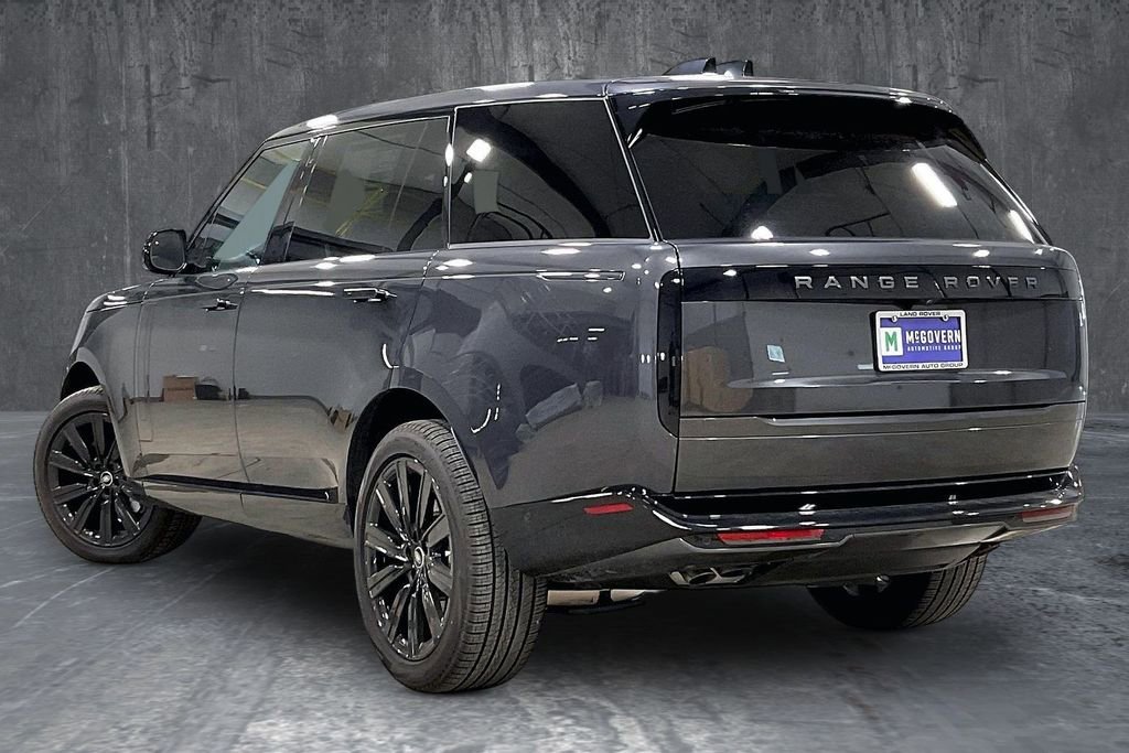 Used 2025 Land Rover Range Rover Long Wheelbase SE AWD/4WD image 4