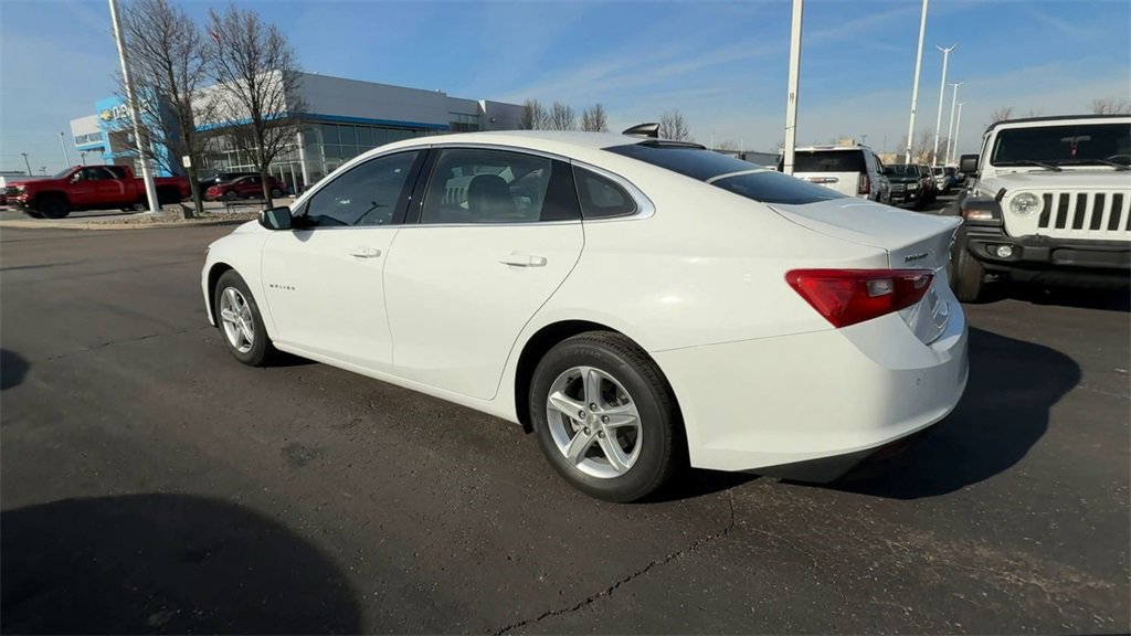 Used 2023 Chevrolet Malibu LS w/ Driver Confidence Package image 6