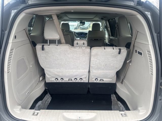 Used 2021 Chrysler Pacifica Limited w/ Premium & Safety Sphere Group image 10