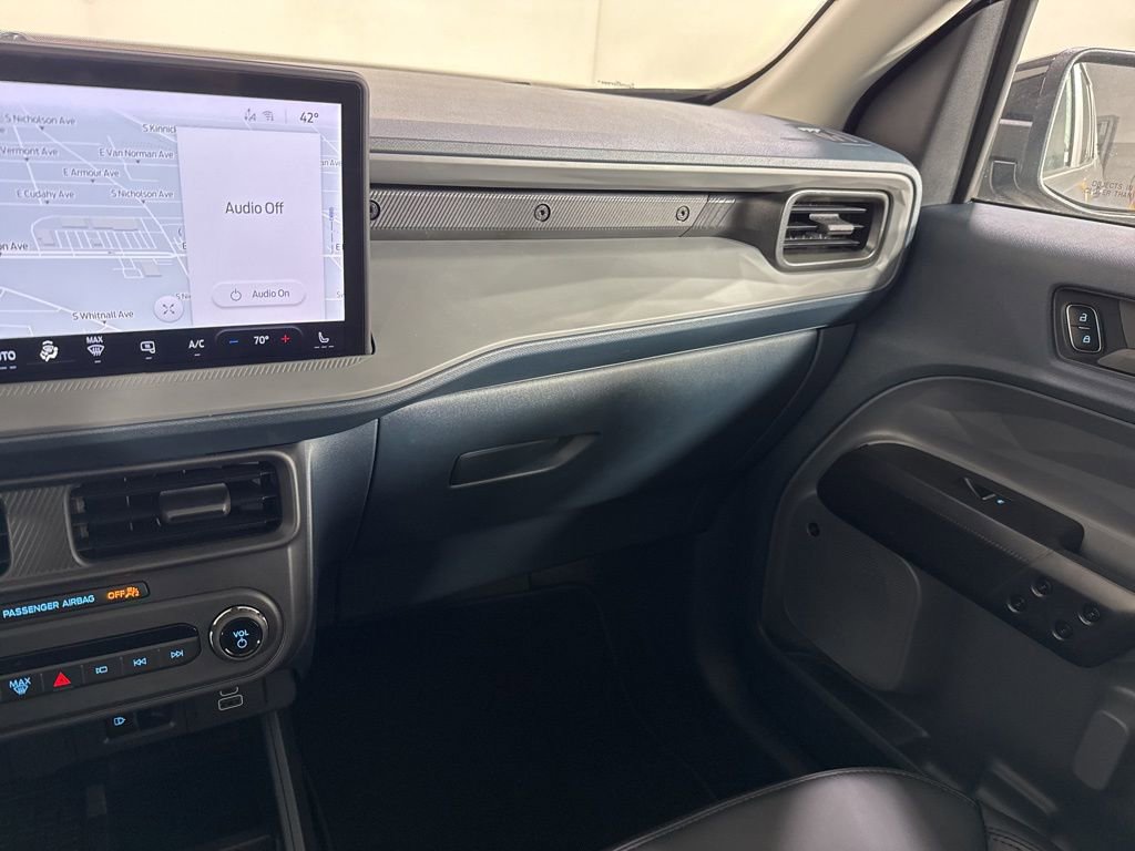 New 2025 Ford Maverick Lariat w/ Black Appearance Package image 33